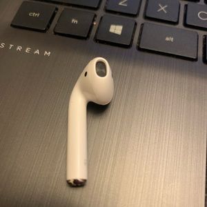 NONWORKING RIGHT EAR AUTHENTIC AIRPODS